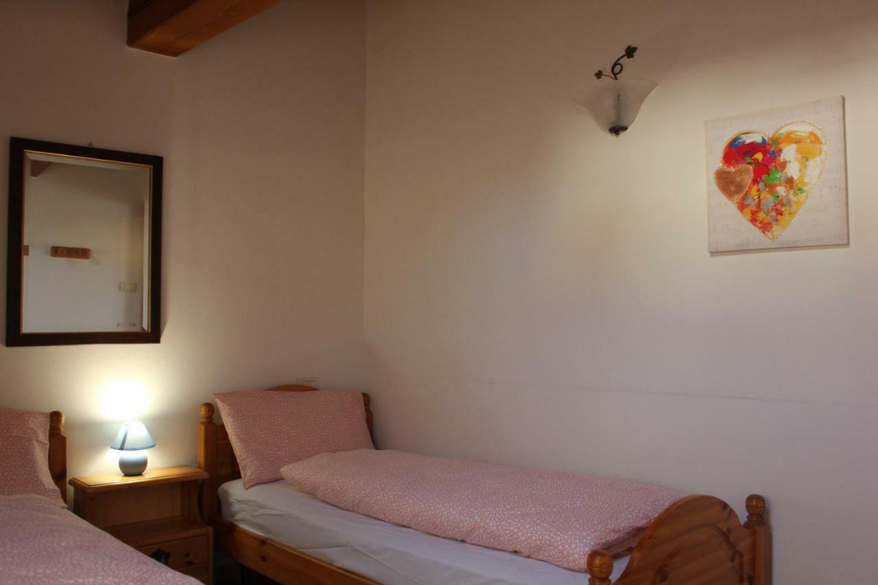 Casa Luisa Lejlighed Bardolino Eksteriør billede
